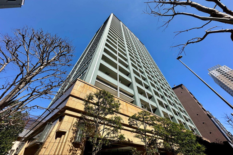 シティタワー池袋の洗練された外観